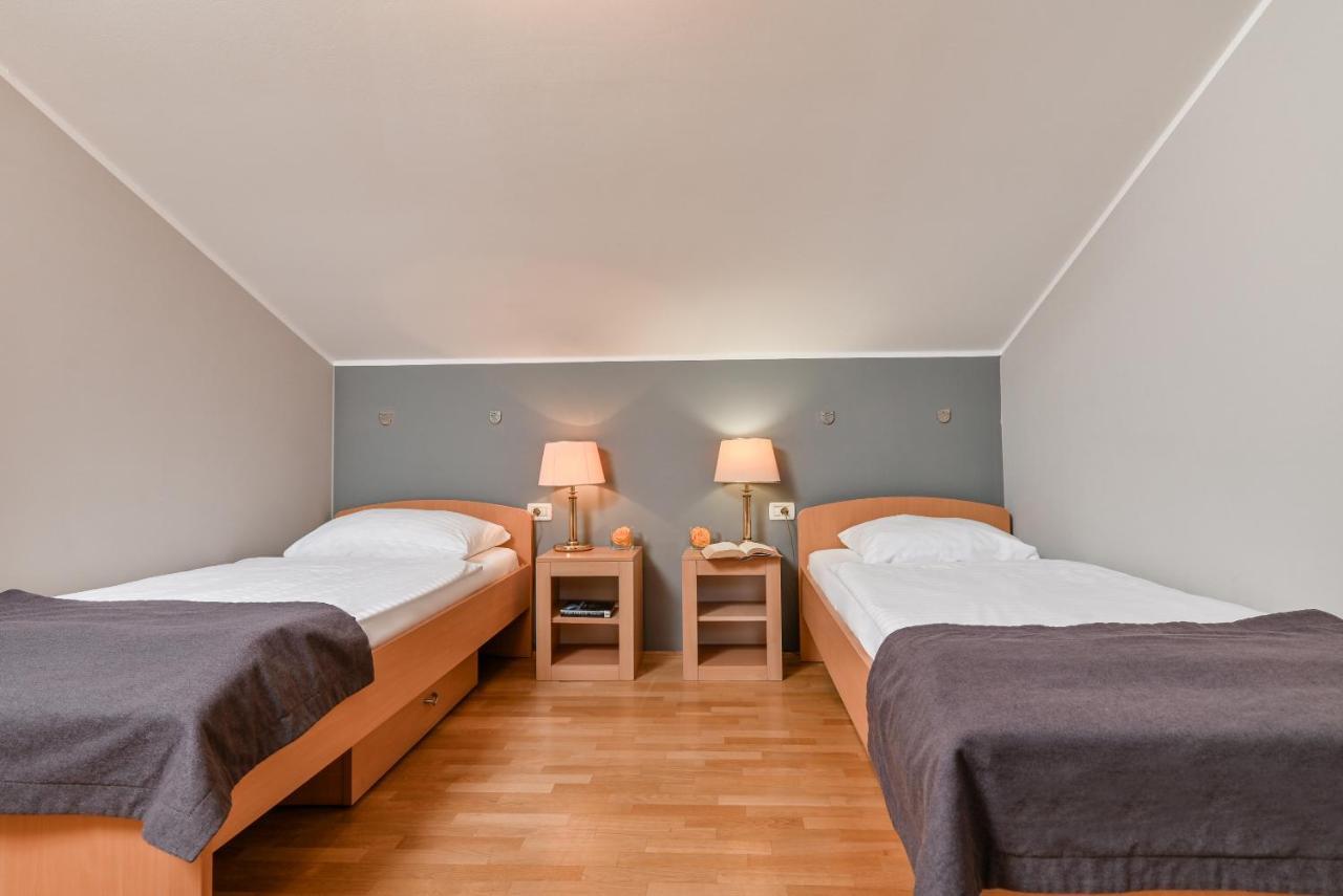 Hotel Laurus - Liburnia Opatija Luaran gambar