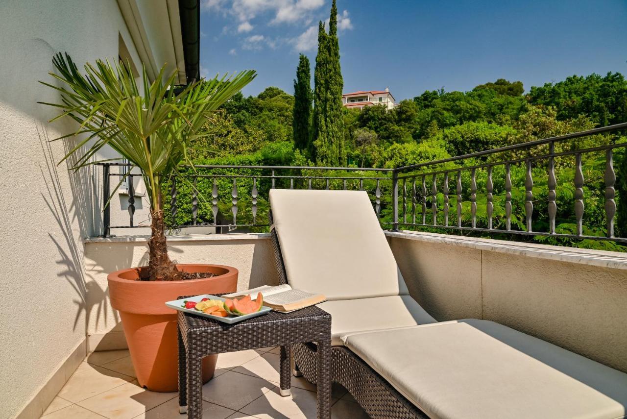 Hotel Laurus - Liburnia Opatija Luaran gambar