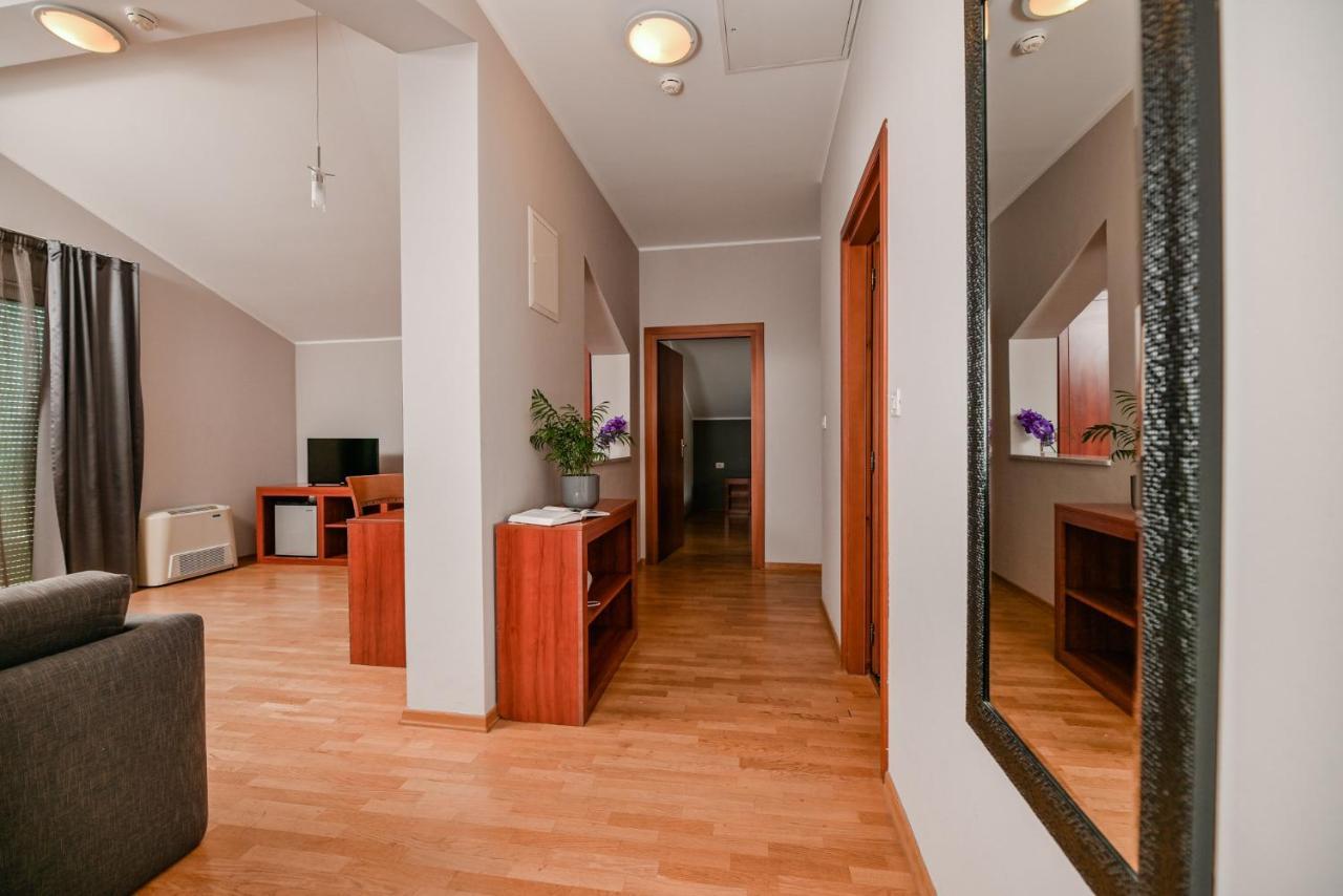 Hotel Laurus - Liburnia Opatija Luaran gambar