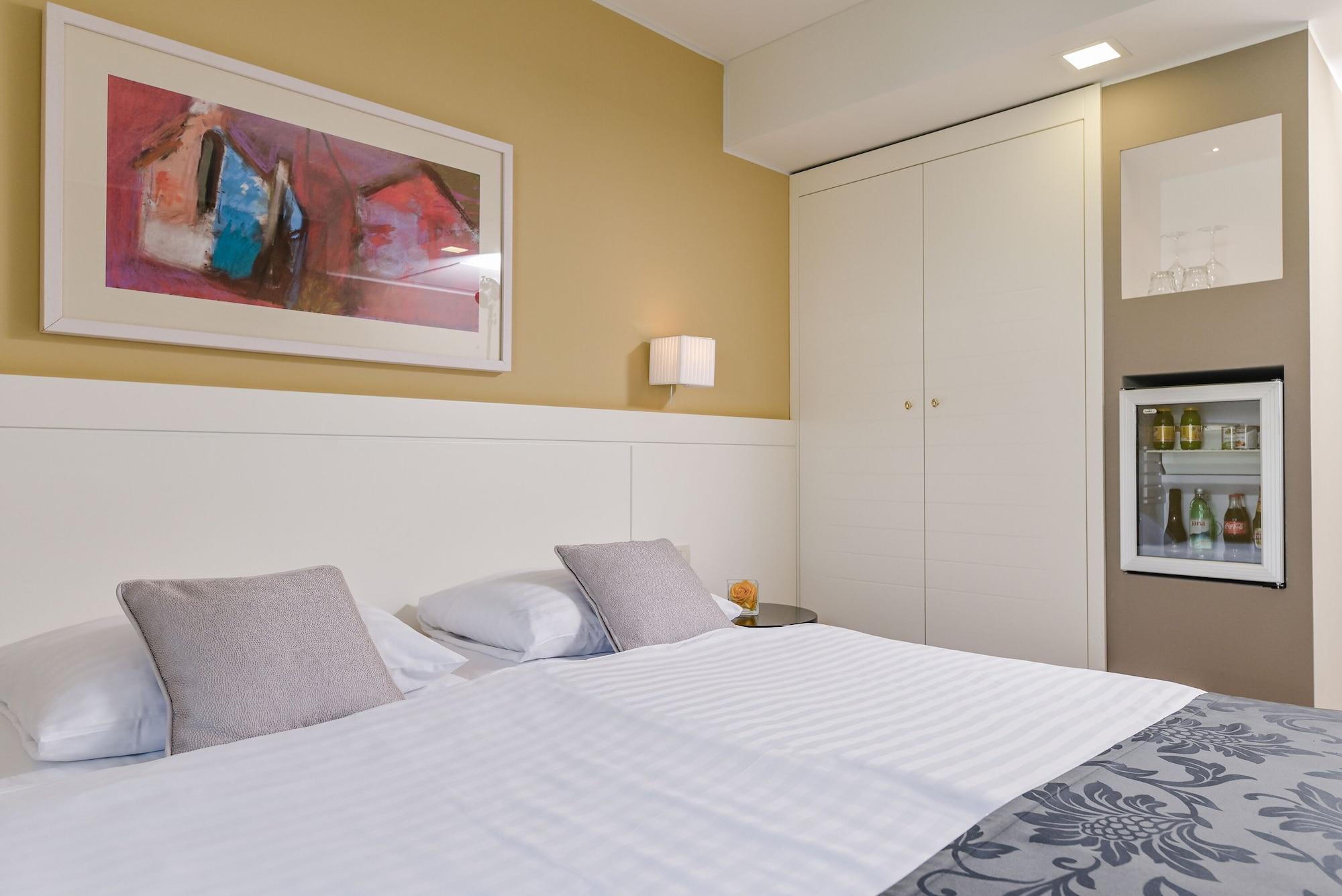 Hotel Laurus - Liburnia Opatija Luaran gambar